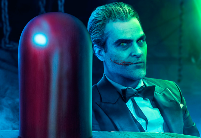 Joker: Filme de origem com Joaquin Phoenix é oficializado pela Warner Bros.