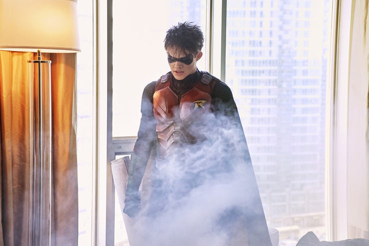Titans: Jason Todd, o segundo Robin aparece em novas fotos