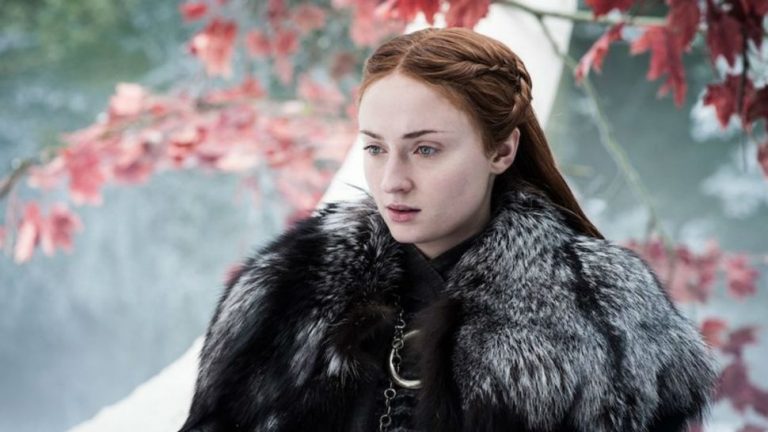 Game of Thrones: Sophie Turner diz que usou armadura pela primeira vez