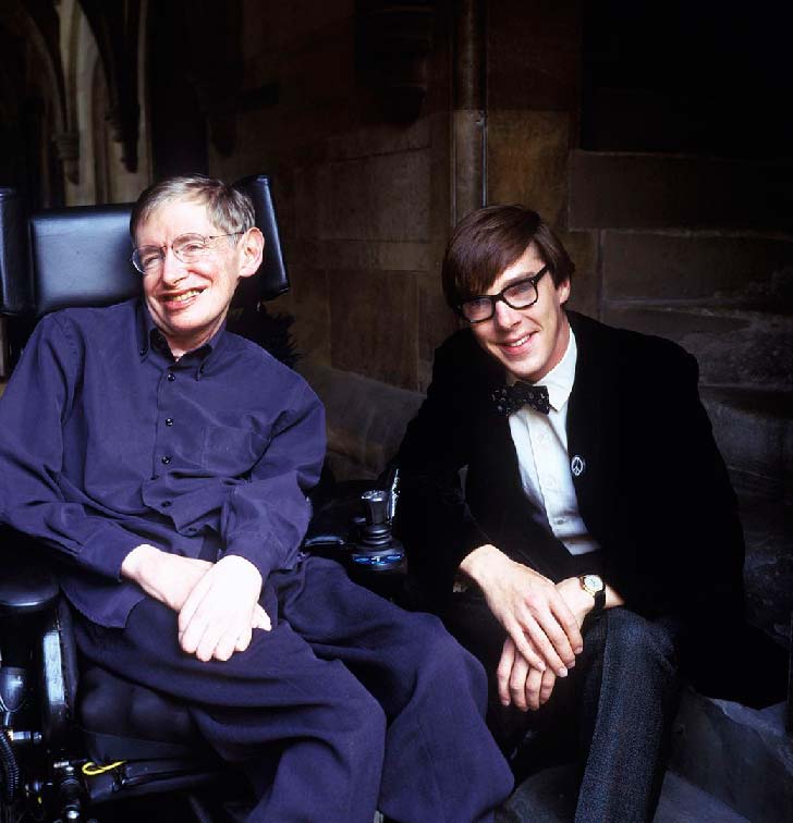 Benedict Cumberbatch teve a oportunidade de encontrar Stephen Hawking duas vezes antes de interpretá-lo