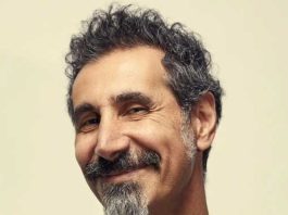 Serj Tankian, vocalista do System of a Down, é um dos músicos confirmados na trilha sonora original de Metal: Hellsinger